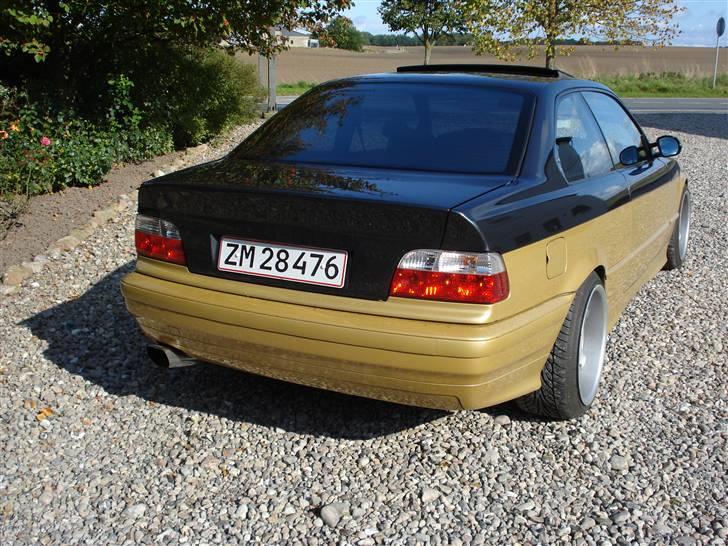 BMW e36 318is SOLGT & SMADRET billede 3