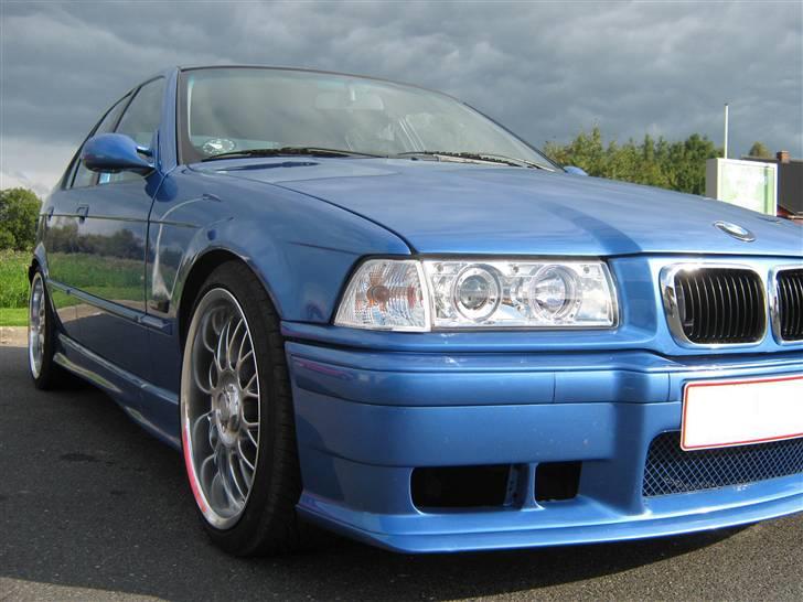 BMW 325 I Vanos billede 10