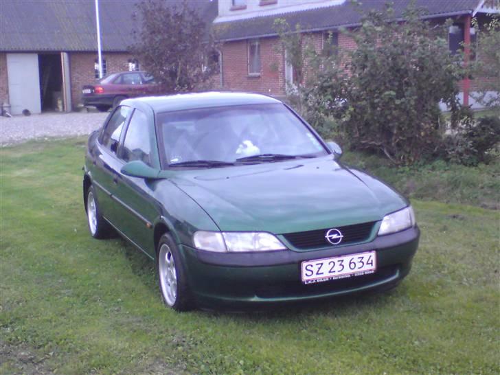 Opel VECTRA B solgt billede 1