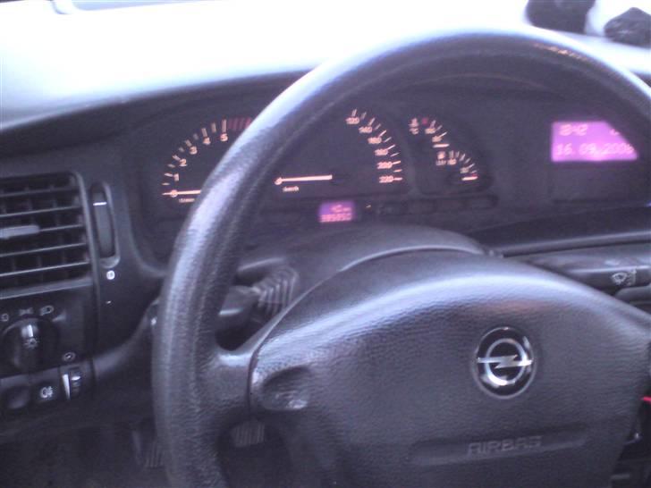 Opel VECTRA B solgt billede 3