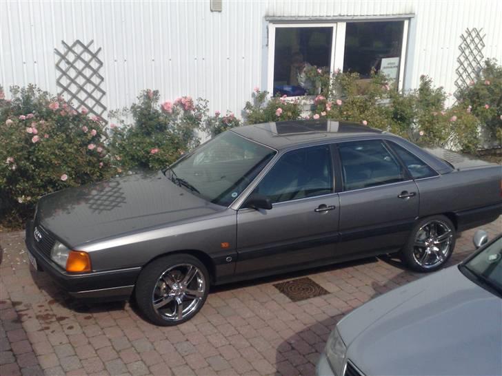 Audi 100 2,3 - komme billede 1