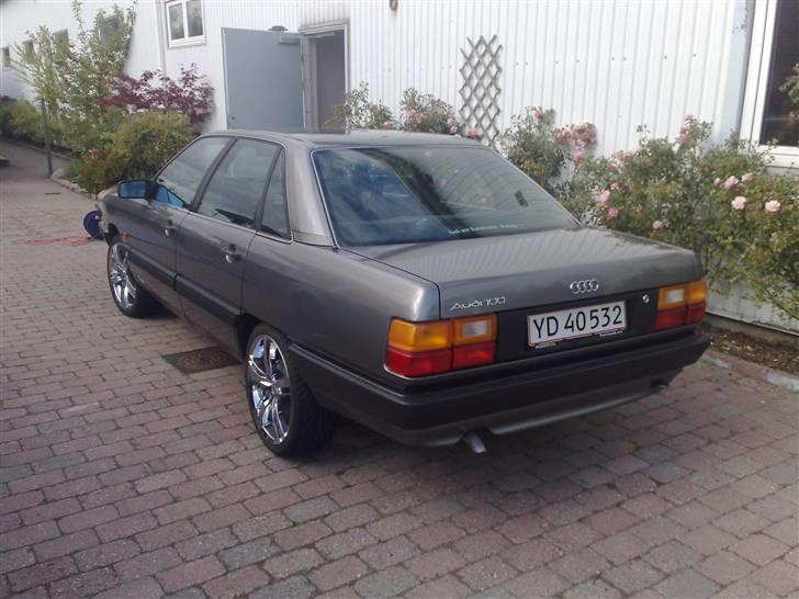 Audi 100 2,3 -  komme billede 8