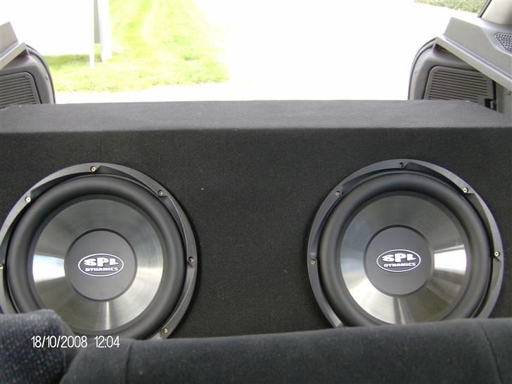 Opel Astra F. (solgt) - Mine basser:)  billede 13