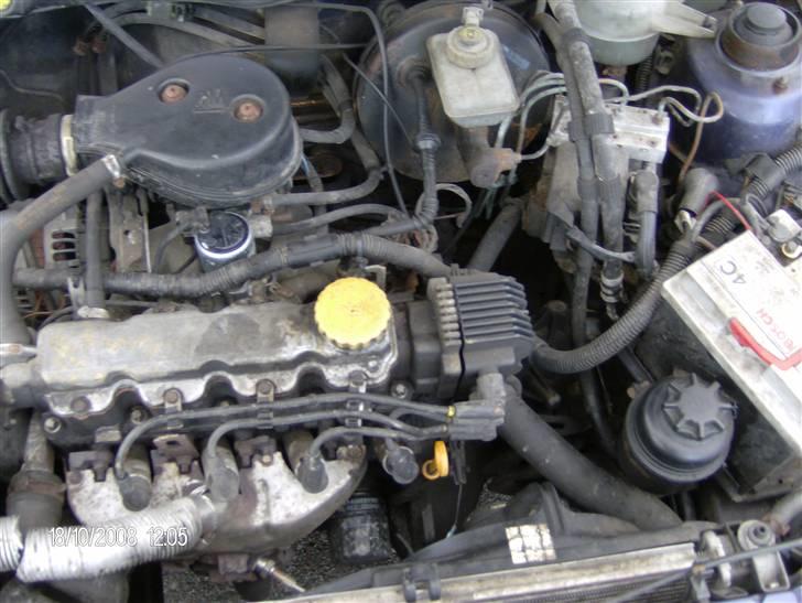 Opel Astra F. (solgt) - Motoren billede 16