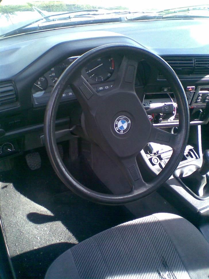 BMW E30 324TD VAN *Byttet* billede 7