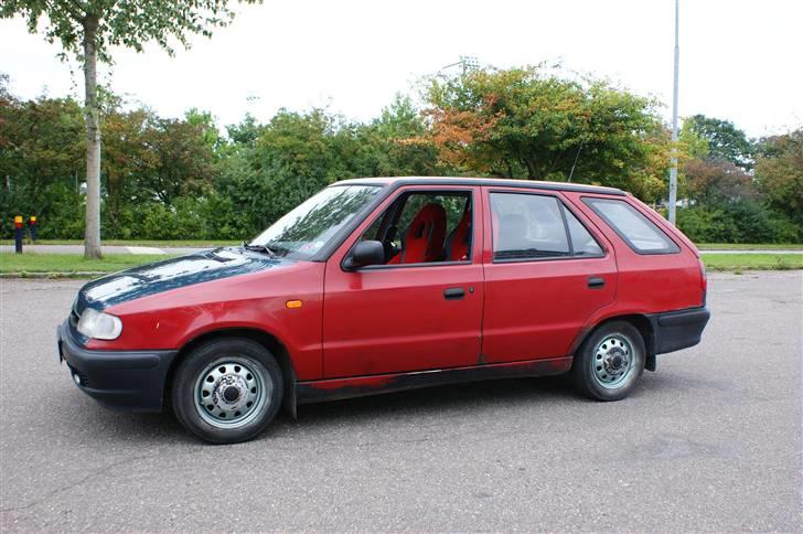 Skoda FELICIA COMBI 136 *SOLGT* billede 3