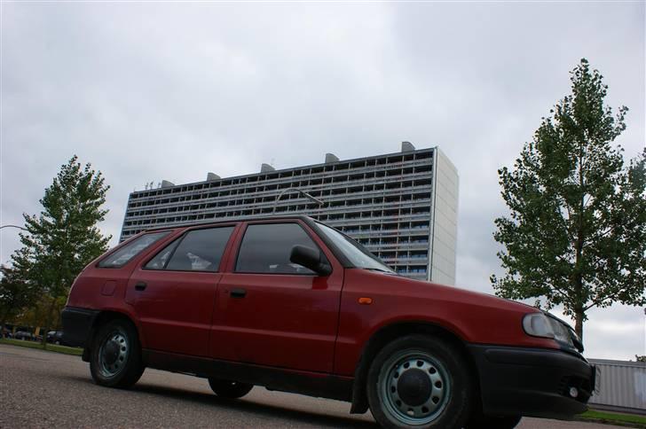 Skoda FELICIA COMBI 136 *SOLGT* billede 14