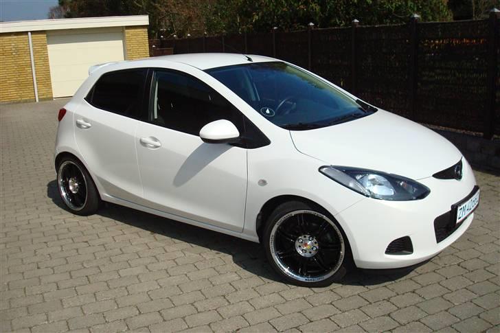 Mazda 2 Advance 1,5 billede 1