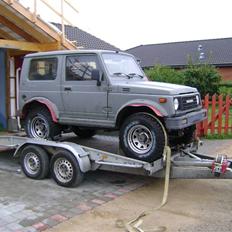 Suzuki  sj 410 solgt 