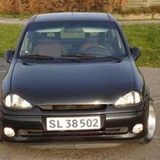 Opel Corsa B 1,4 16v 