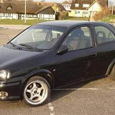 Opel Corsa B 1,4 16v 