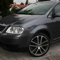 VW Touran Trendline DSG 
