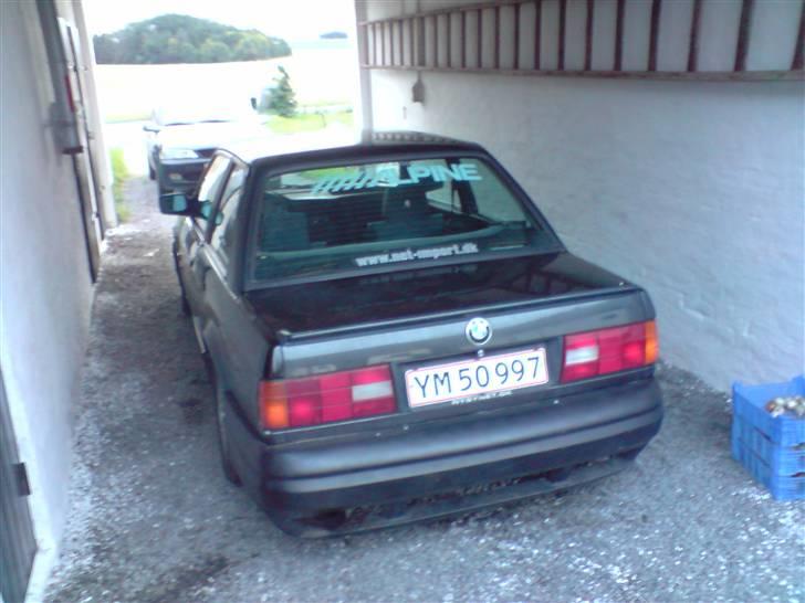 BMW 320i *byttet* billede 1