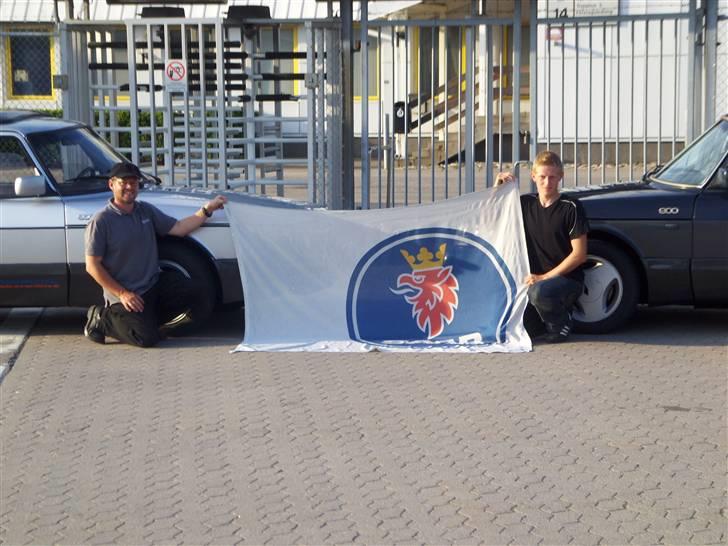 Saab 900 t 16"AERO" - saab 60 år - fabrikken i Trollhãtten... sammen med fars aero billede 17