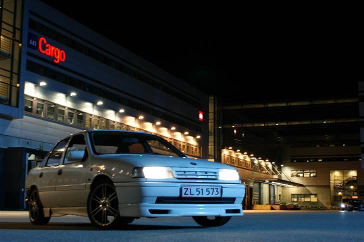 Opel Vectra A *SOLGT* billede 1