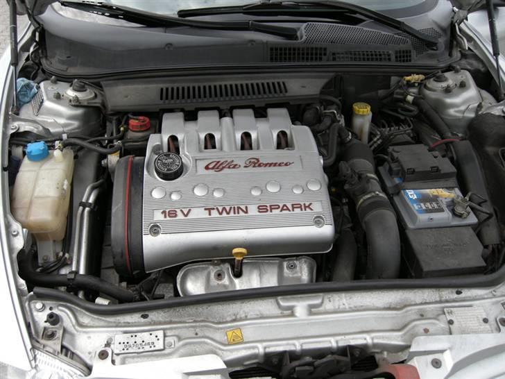 Alfa Romeo 147 2,0 selespeed *SOLGT* billede 11