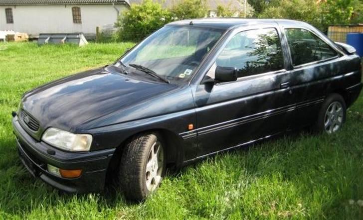 Ford Escort 1,8i Sport  billede 2
