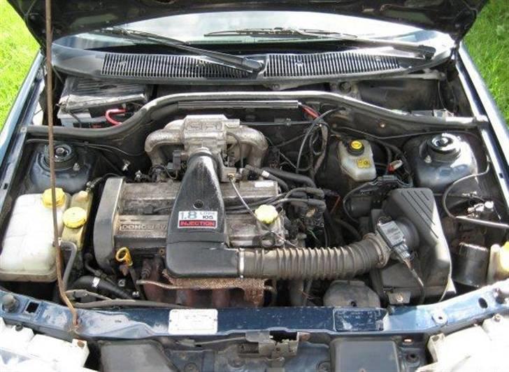 Ford Escort 1,8i Sport  billede 3