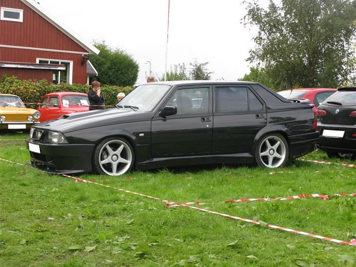 Alfa Romeo 75 - Som bilen ser ud idag. Billedet taget til Bella Italia 2008 billede 7