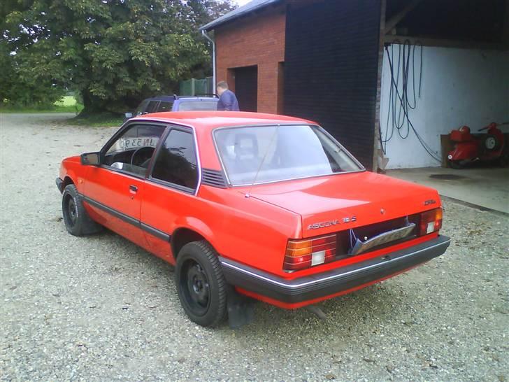 Opel Ascona 1,6 SH SOLGT (tidl. bil)  billede 10