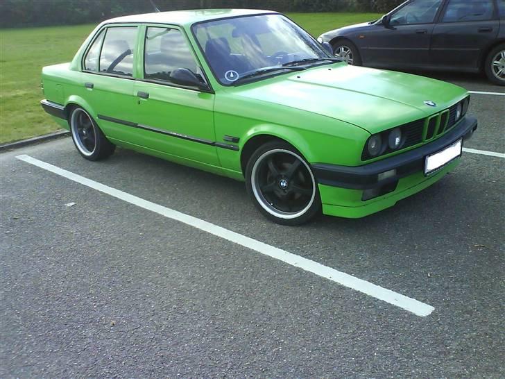 BMW 320i   (BYTTET) billede 5