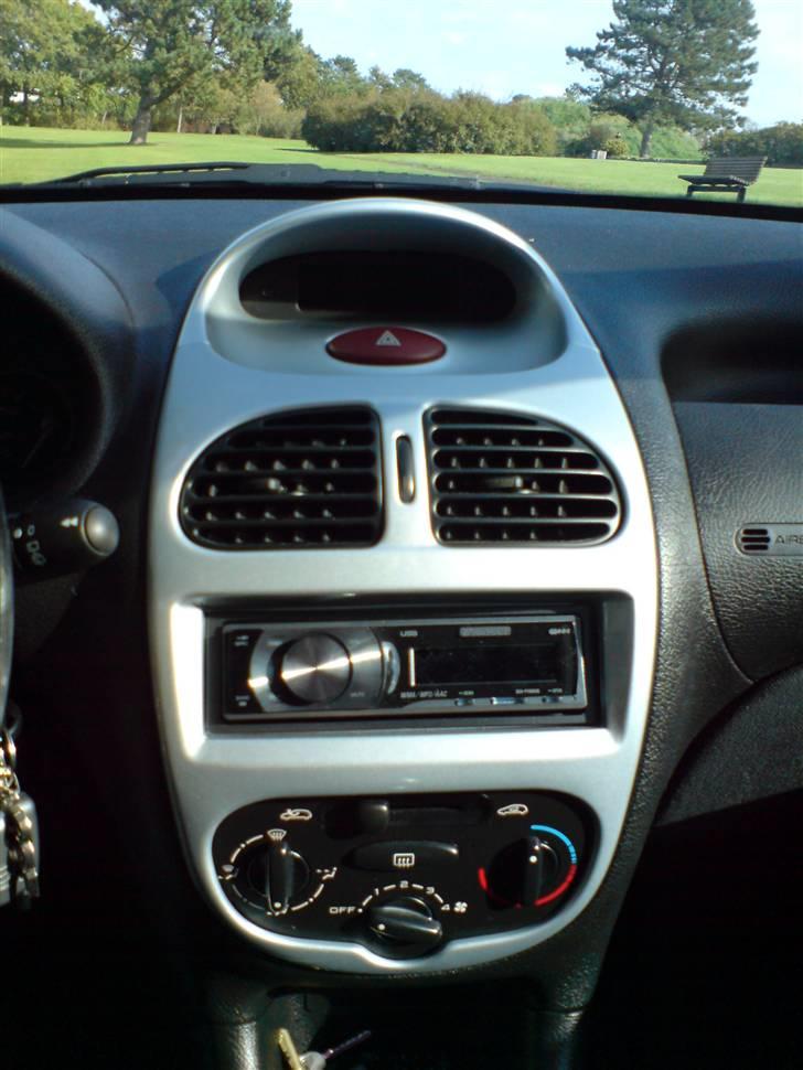 Peugeot 206 hdi solgt billede 10