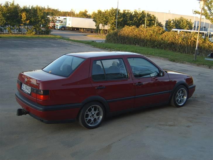 VW Vento (Solgt) billede 4