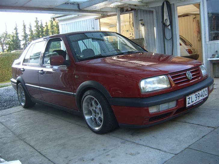 VW Vento (Solgt) billede 10