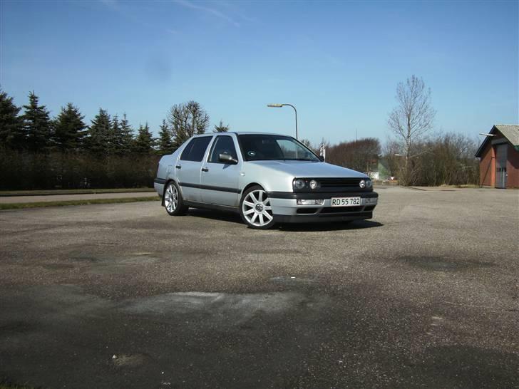 VW vento 1,8 solgt/ nu skrot - nyt billede 3