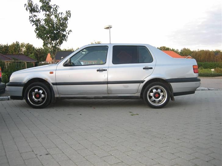 VW vento 1,8 solgt/ nu skrot - gammelt billede 6