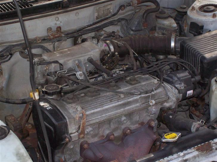 Toyota Corolla 1,3 Sedan billede 8