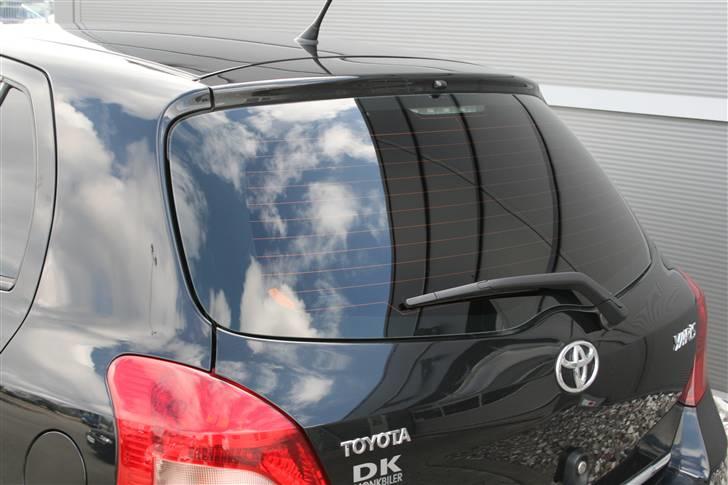 Toyota Yaris 1,4 Luna 5d billede 7