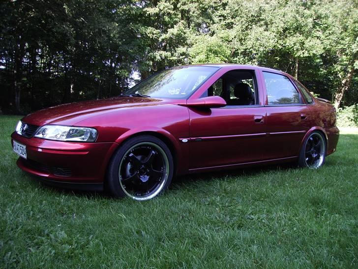 Opel Vectra 1.8 16V (Solgt) :( billede 2