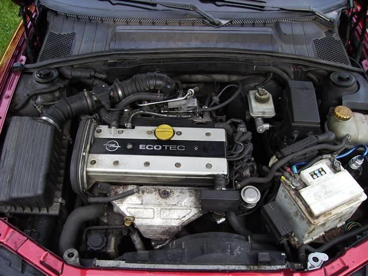 Opel Vectra 1.8 16V (Solgt) :( billede 14
