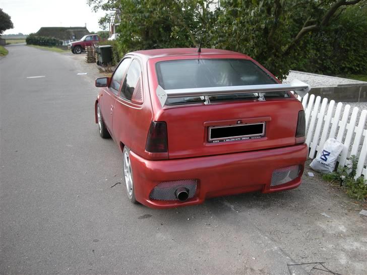 Opel Kadett 1,4i *TOTALSKADET* billede 17