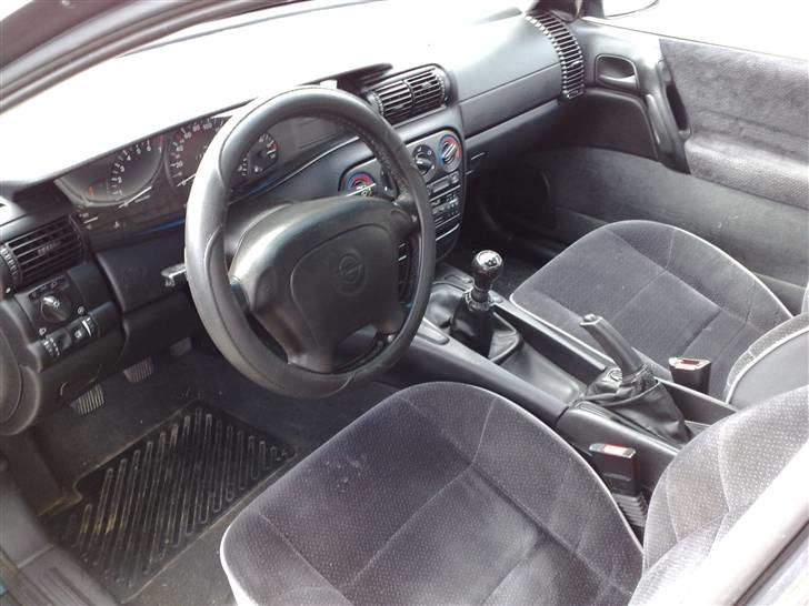 Opel omega b solgt billede 7
