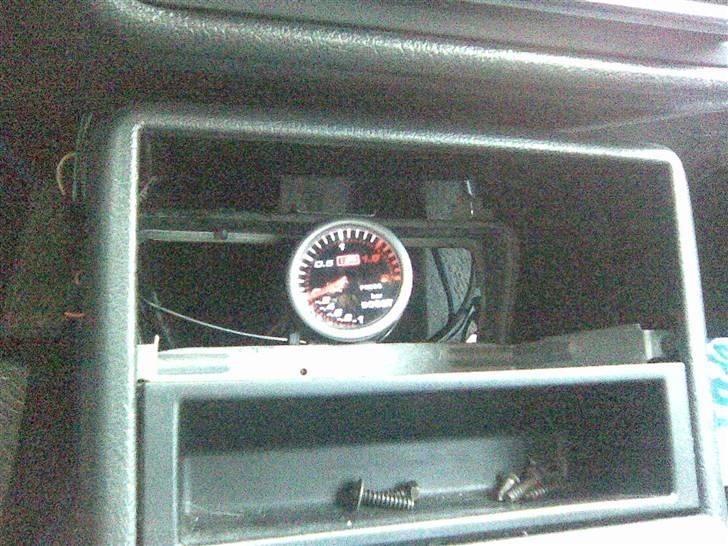 Mazda 323 1.6i 4x4 turbo SOLGT billede 5