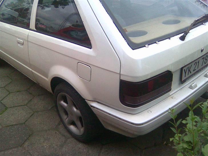 Mazda 323 1.6i 4x4 turbo SOLGT billede 7