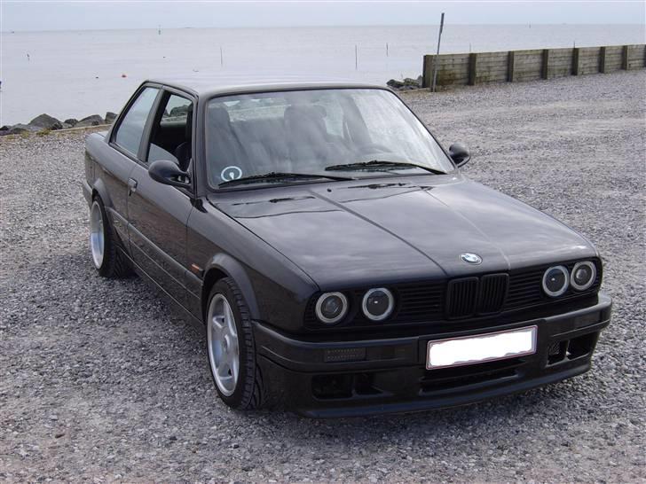 BMW E30 320I "Solgt"  billede 1