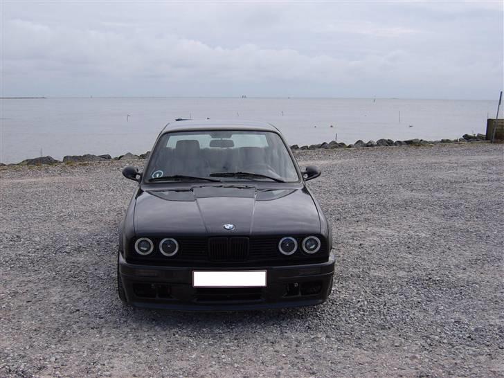 BMW E30 320I "Solgt"  billede 2