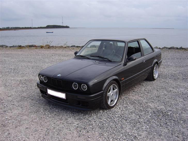 BMW E30 320I "Solgt"  billede 3