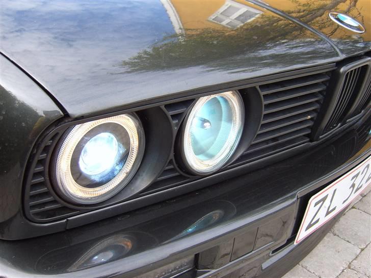 BMW E30 320I "Solgt"  - Jeps 8000k xenon i både nær og fjernlys  billede 10