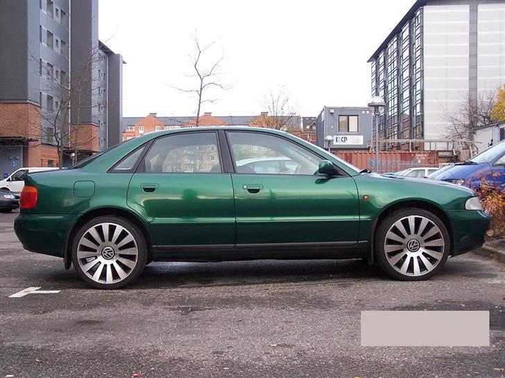 Audi A4 1,8  SOLGT billede 1
