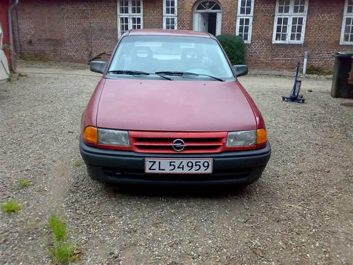 Opel Astra F - Total skadet billede 1