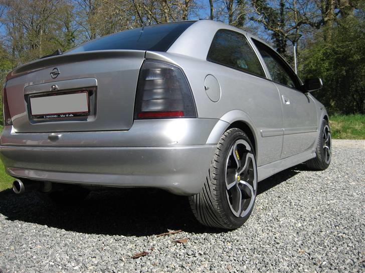 Opel Astra Edition Star Silver - Billeder fra d. 4 - 2009 Har lige fået malet begge sider... billede 15