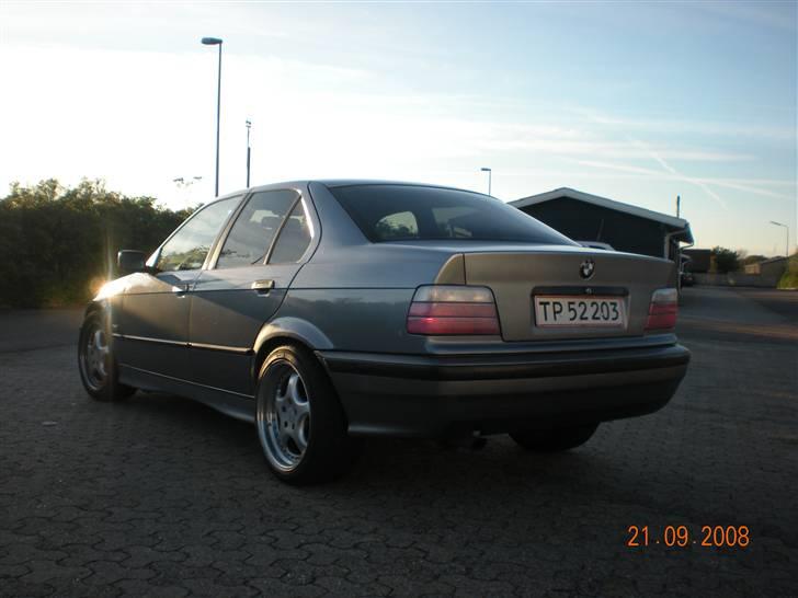 BMW 320i SOLGT.... billede 14