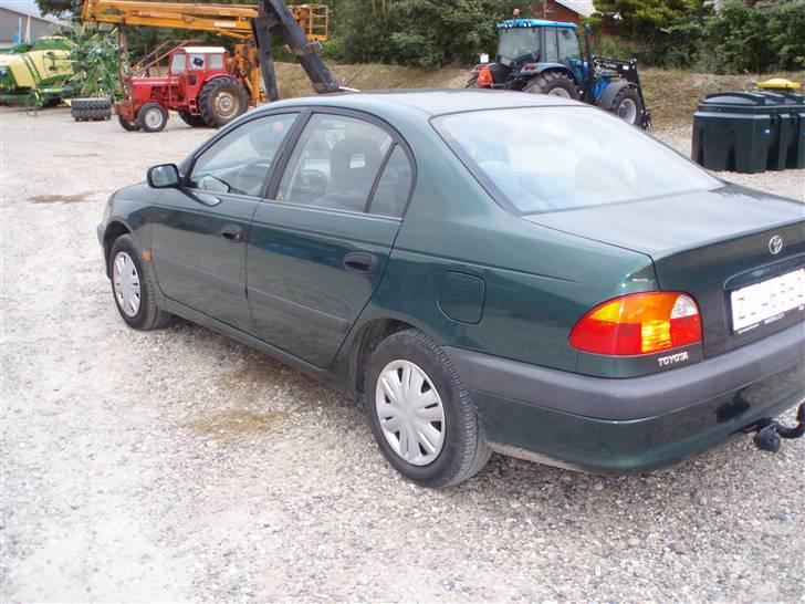 Toyota Avensis  (Solgt) billede 4
