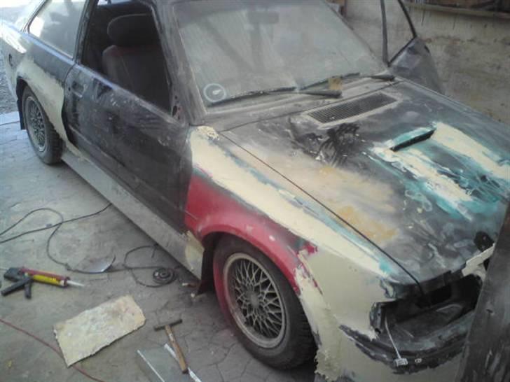 Ford Escort Mk4 R.I.P (måske - Der bygges løs :-D billede 15