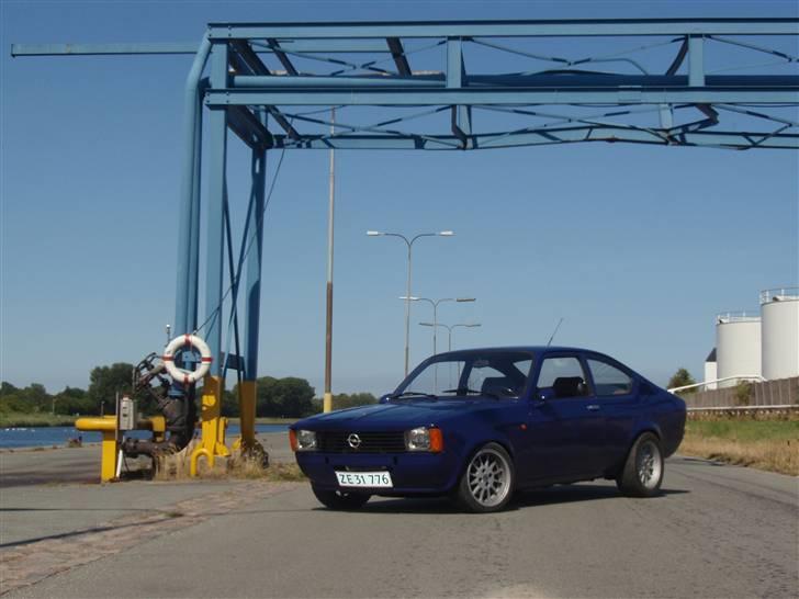 Opel kadett c coupe - havnen odense billede 17
