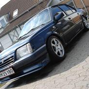 Opel Ascona C 2,0i "Solgt"